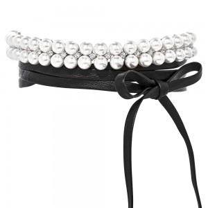 Leather and Pearls Choker