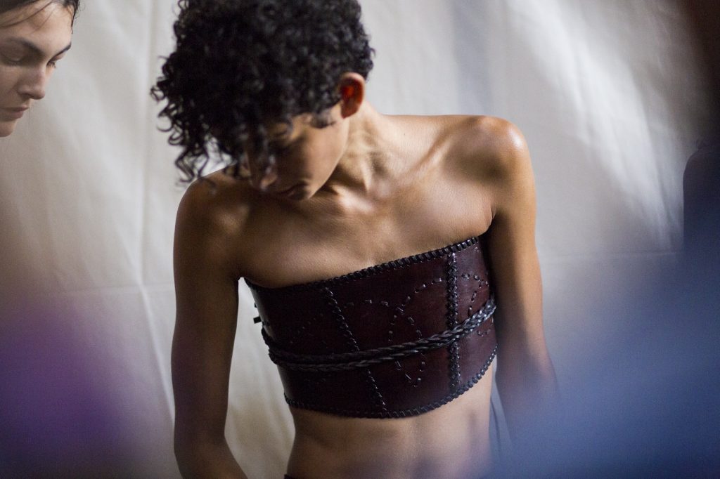 Alberta Ferretti SS17 Model wearing wide belt on the runway