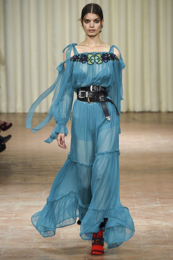 Wide Belts Alberta Ferretti SS17 MFW runway